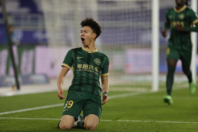 潘偉力：王鈺棟能力尚需提升，五大聯(lián)賽需頂尖水平。